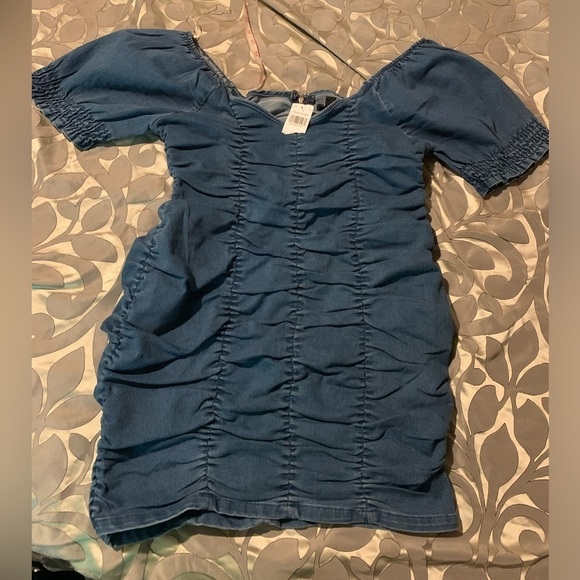 New Look Dresses & Skirts - NWT Denim Ruched zip up back stretchy mini dress large , off shoulder